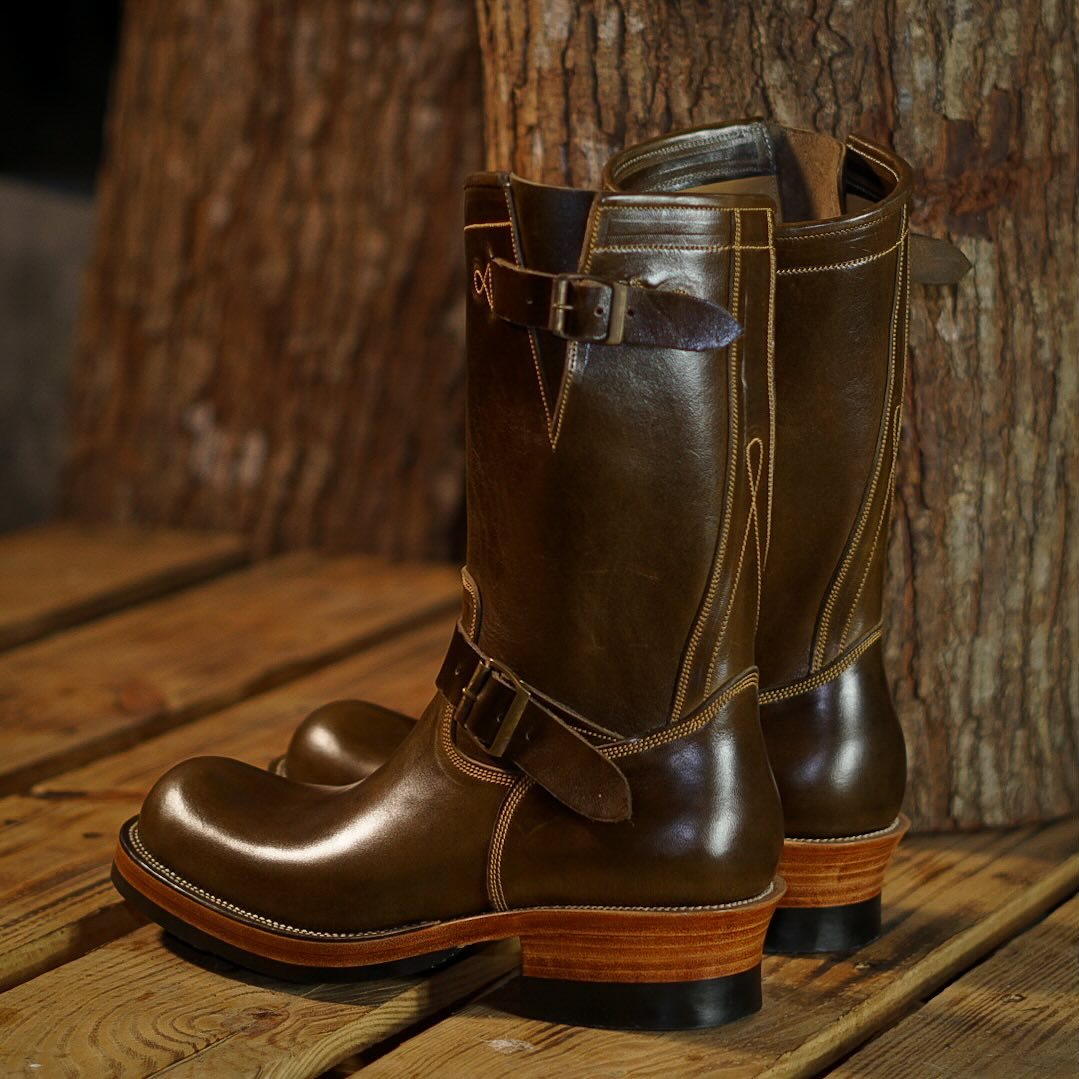 Premium Cowhide Leather Champion Boots